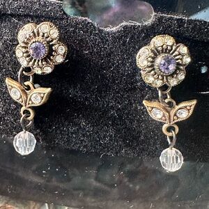 Vintage Elegant Floral Drop Earrings with Crystal Accents.